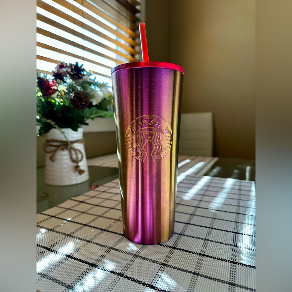 NEW-2022 Starbucks Stainless Steel Ombre Tumbler 24oz Valentine's Day